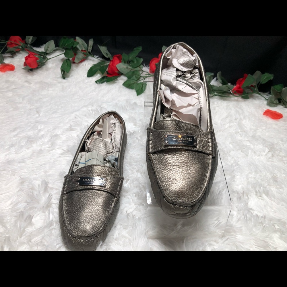 Coach flats (read description)